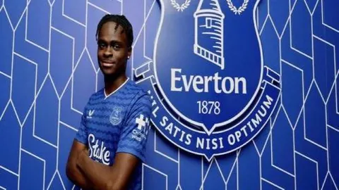 曼联备战欧冠淘汰赛：德保罗谈《每日体育报》专访，对决策略已定