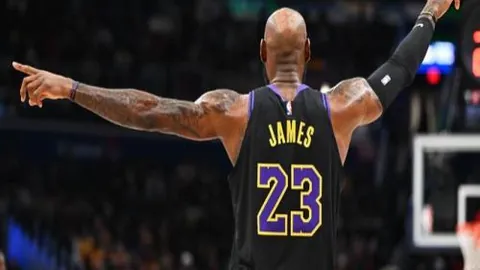 大乐透期号专家推荐：鹈鹕对战火箭分析